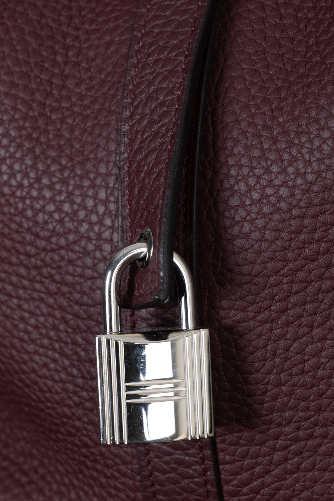 HERMÈS Picotin Lock 26 Clemence Bordeaux