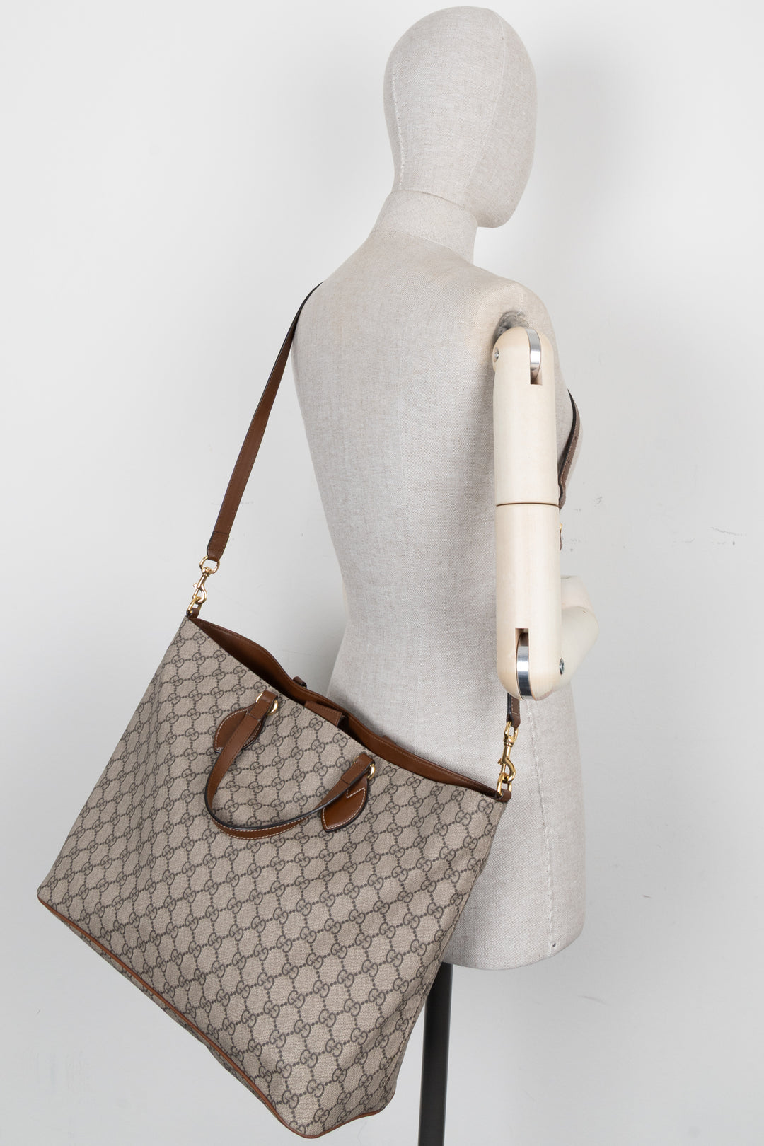 GUCCI Tote Bag Supreme Canvas