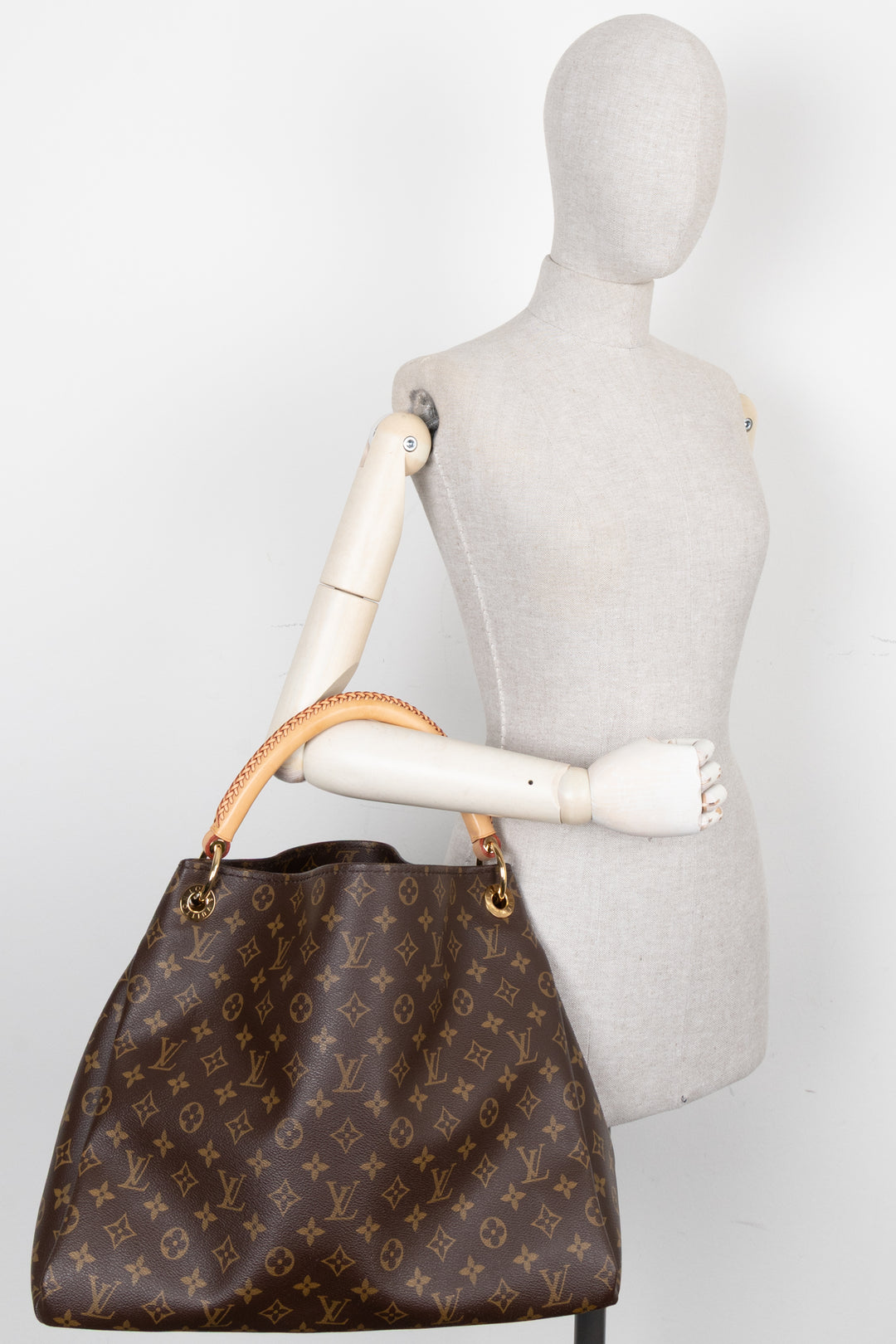 LOUIS VUITTON Artsy Hobo Bag MNG Canvas