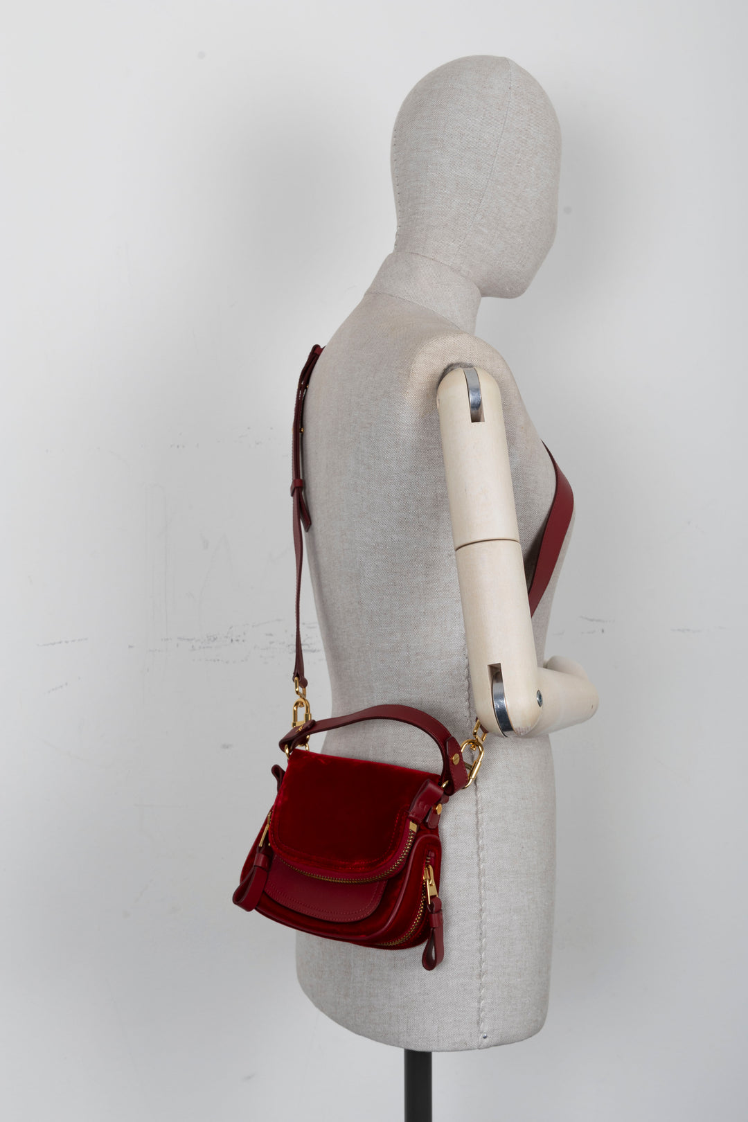 TOM FORD Jennifer Bag Mini Velvet Leather Red