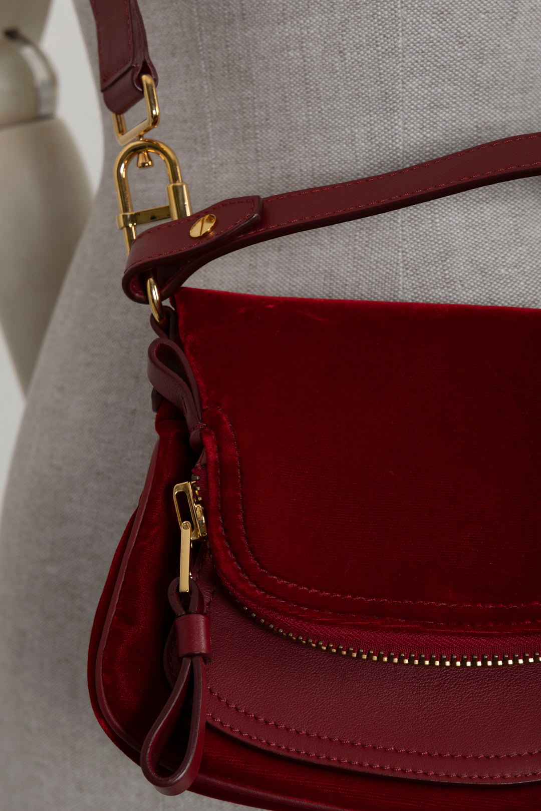 TOM FORD Jennifer Bag Mini Velvet Leather Red