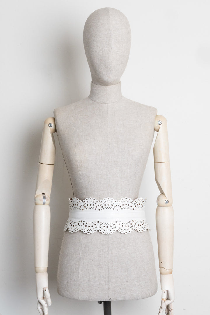 ALAÏA Laser Cut Waist Belt Leather White