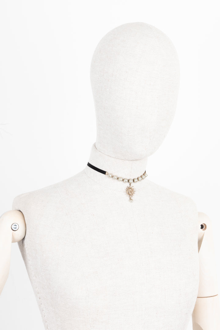 CHRISTIAN DIOR Sun Pearl Choker