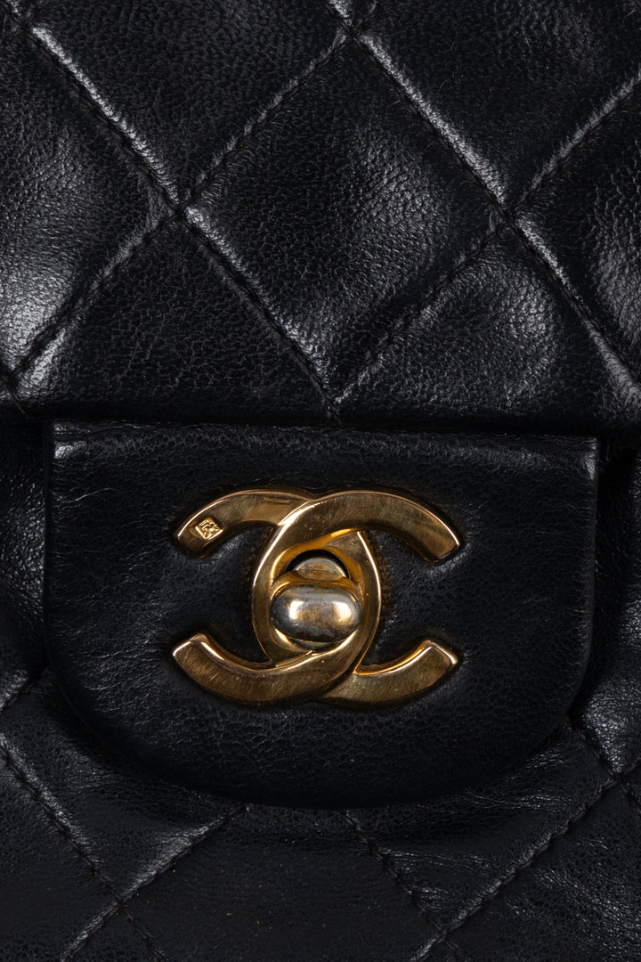 CHANEL Vintage Medium Double Flap Bag Black