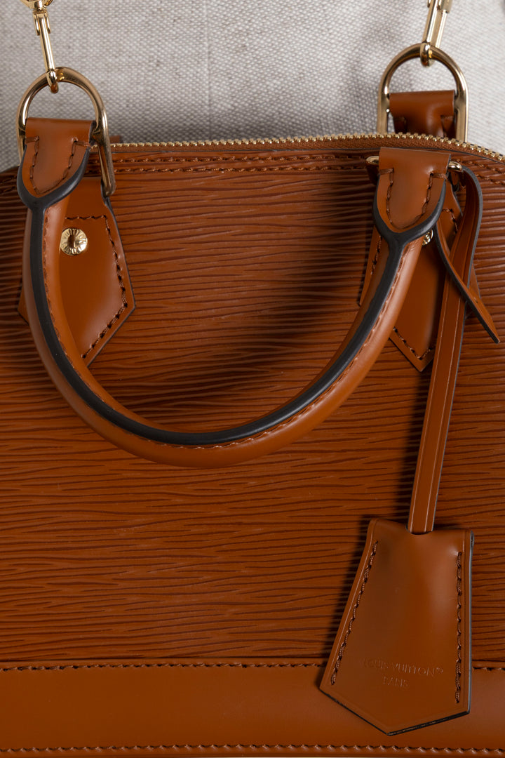 LOUIS VUITTON Alma BB Epi Tan