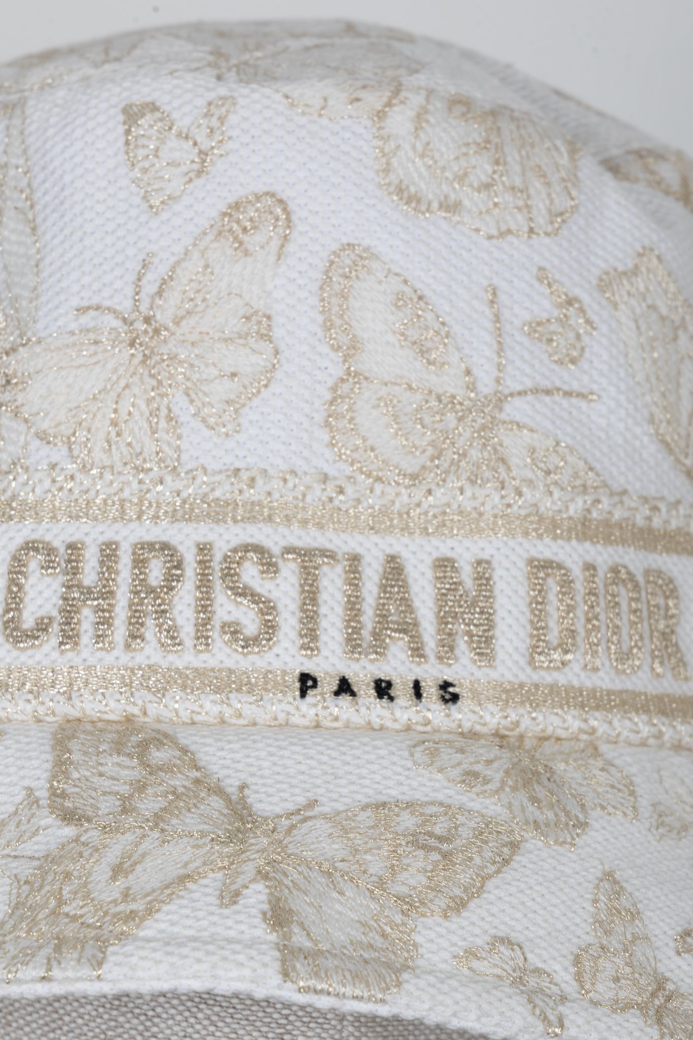CHRISTIAN DIOR D-Bobby Bucket Hat Gold White – REAWAKE