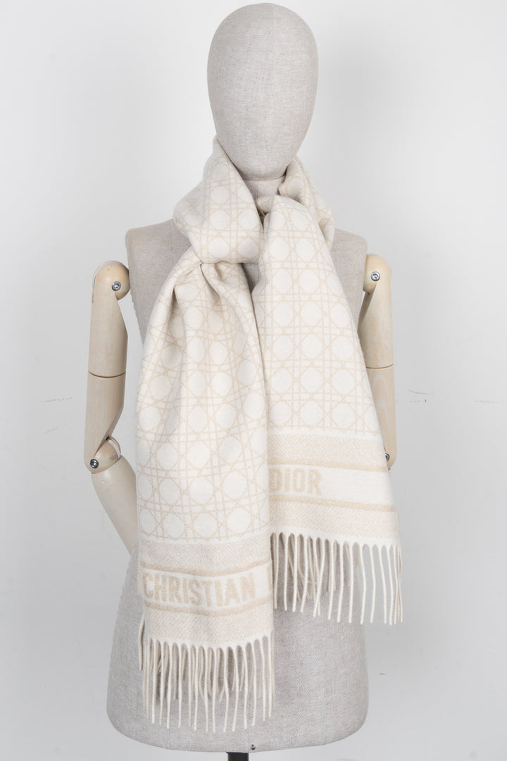 CHRISTIAN DIOR Cannage Scarf Beige