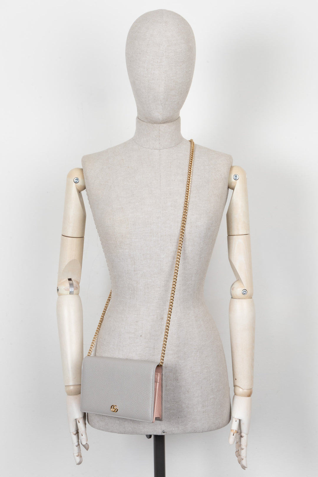 GUCCI Portefeuille chaîne Marmont gris rosé