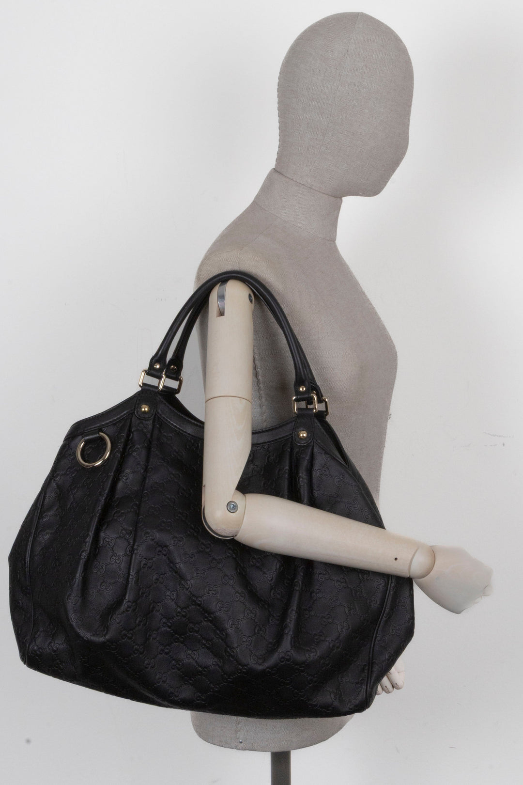 GUCCI Sukey Hobo Bag Leather Guccissima Black