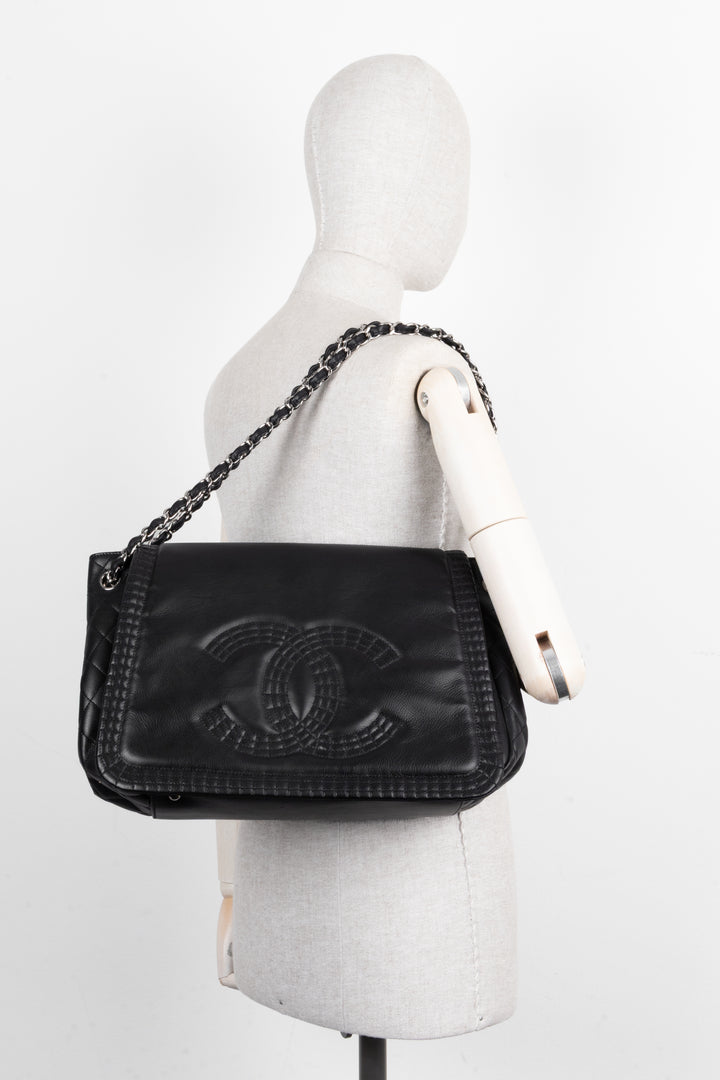CHANEL CC Flap Bag Leather Black