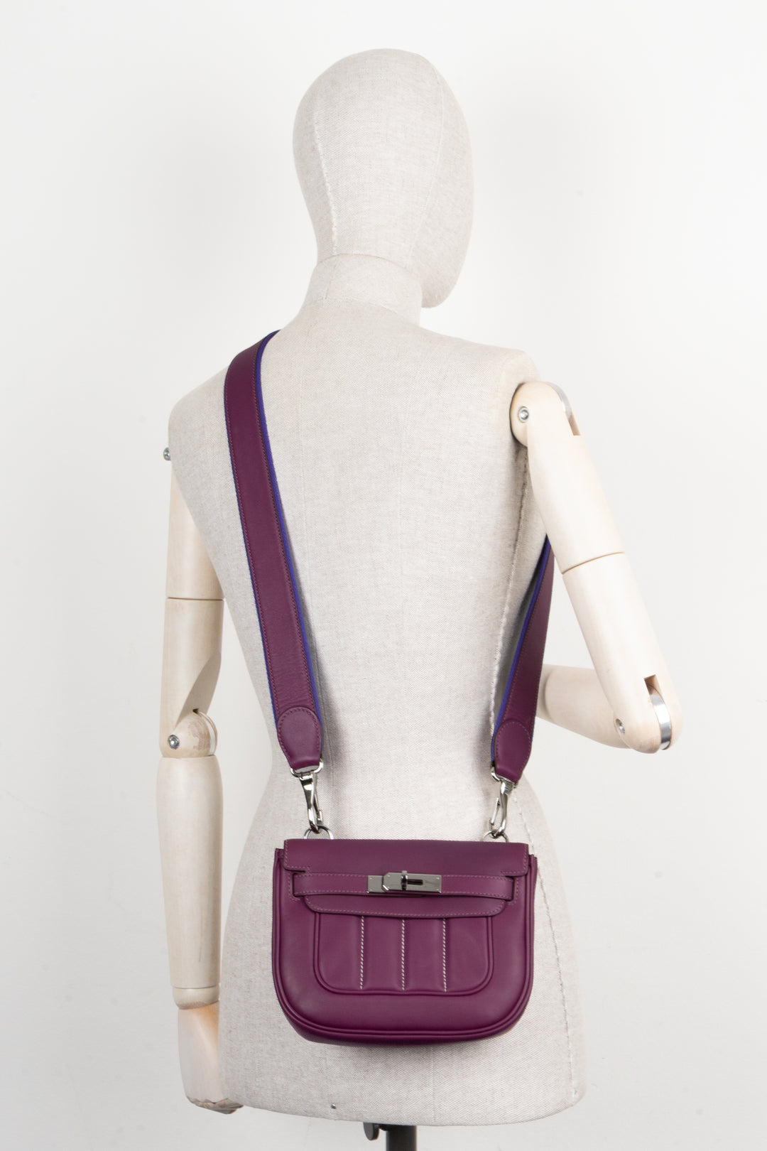 HERMÈS Berline 21 Mini Veau Swift Violet