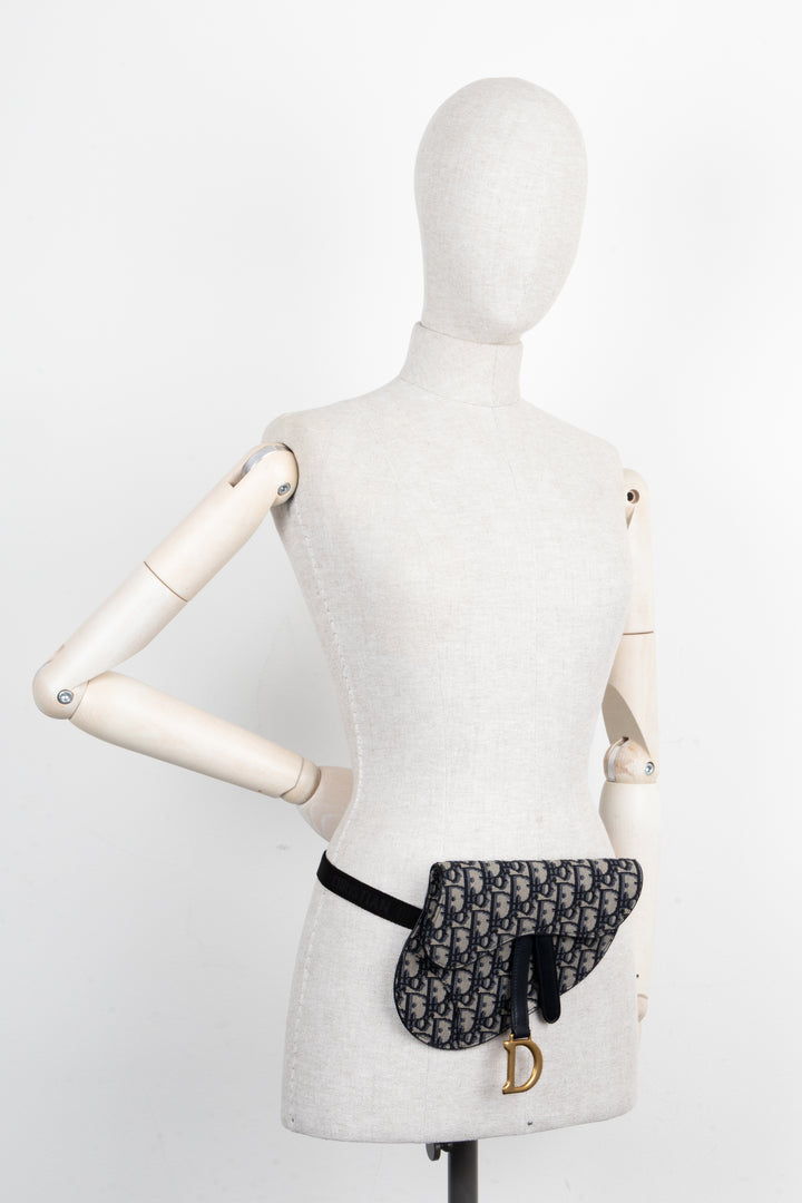 CHRISTIAN DIOR Oblique Saddle Belt Bag