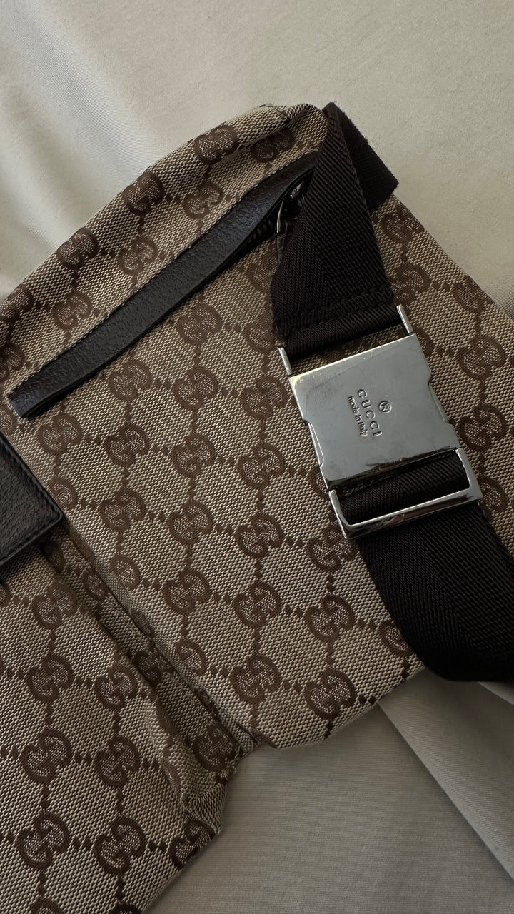 GUCCI Double Pocket Belt Bag GG Supreme