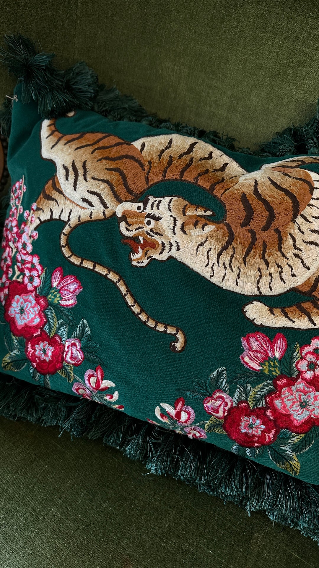 GUCCI Tiger Pillow Green