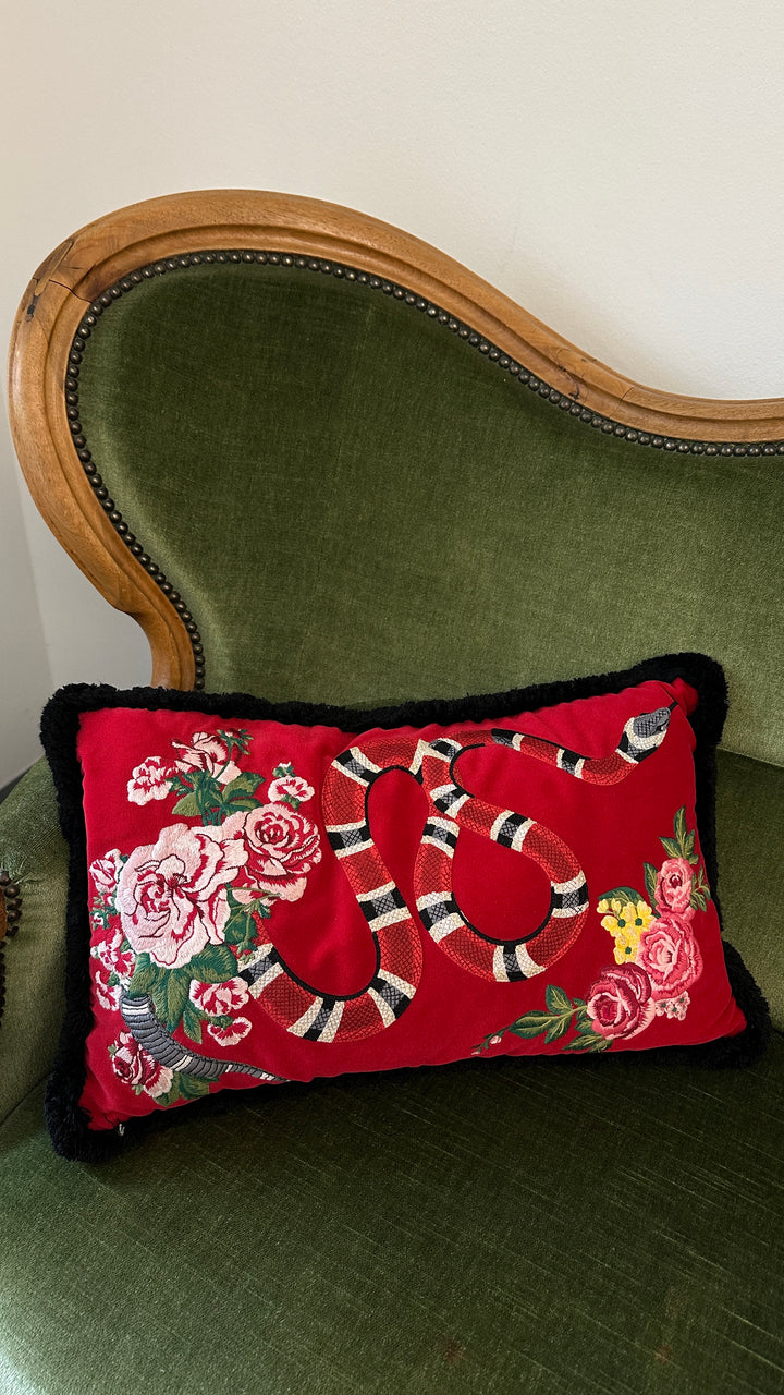 GUCCI Floral Pillow Black