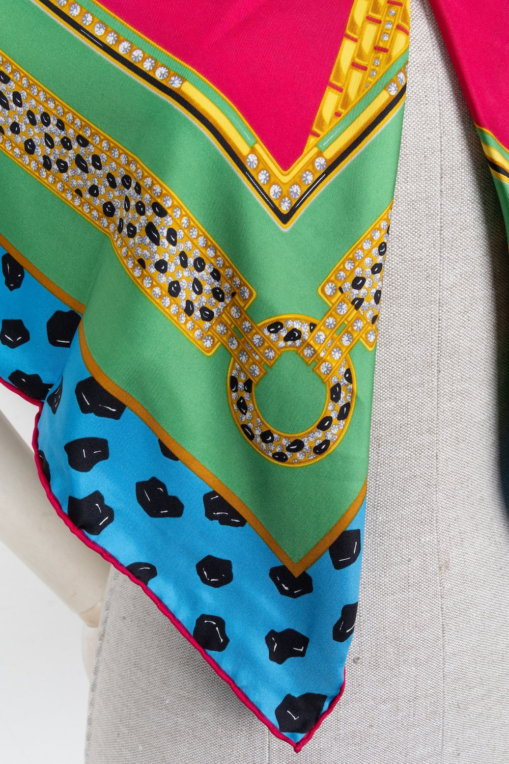 CARTIER Scarf Panthère