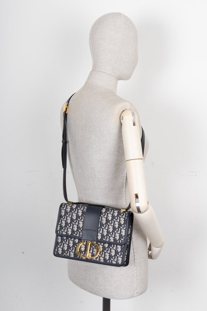 CHRISTIAN DIOR 30 Montaigne Oblique Blue