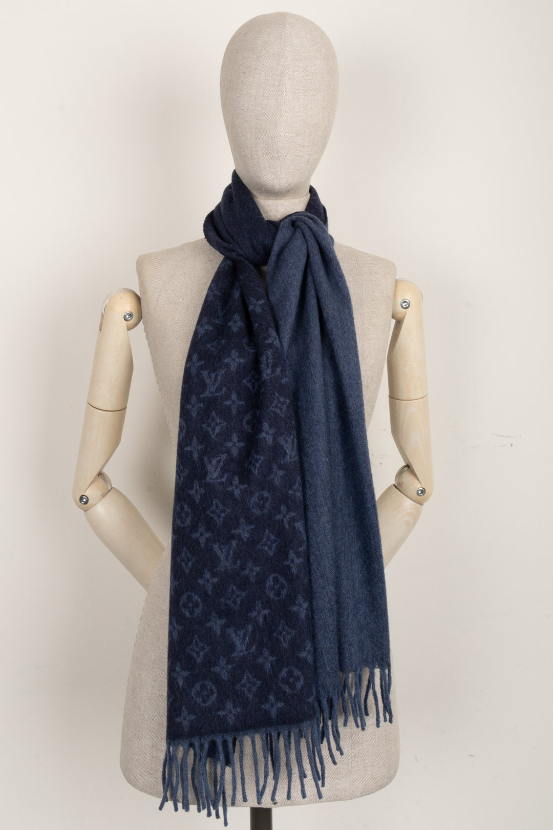 LOUIS VUITTON Reversible Scarf Navy Cashmere