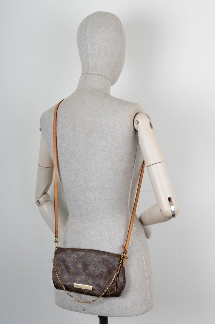 LOUIS VUITTON Favorite PM Bag MNG