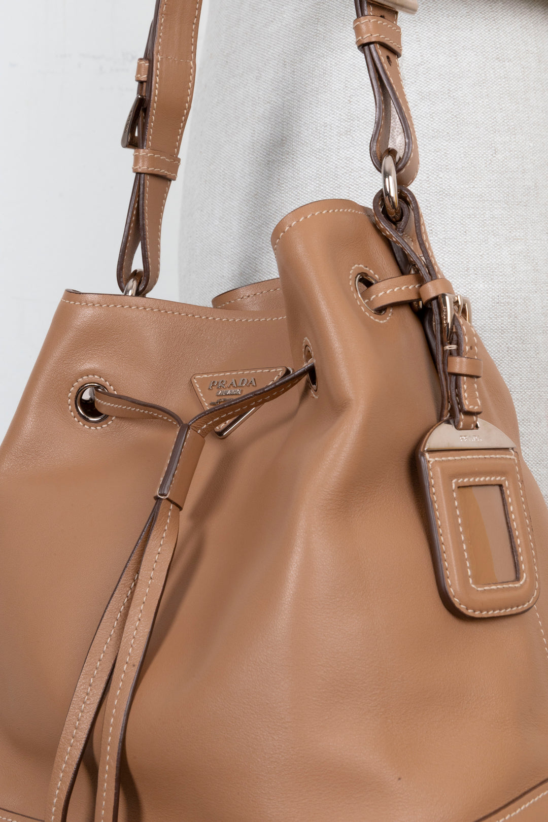 PRADA Bucket Bag Leather Caramel
