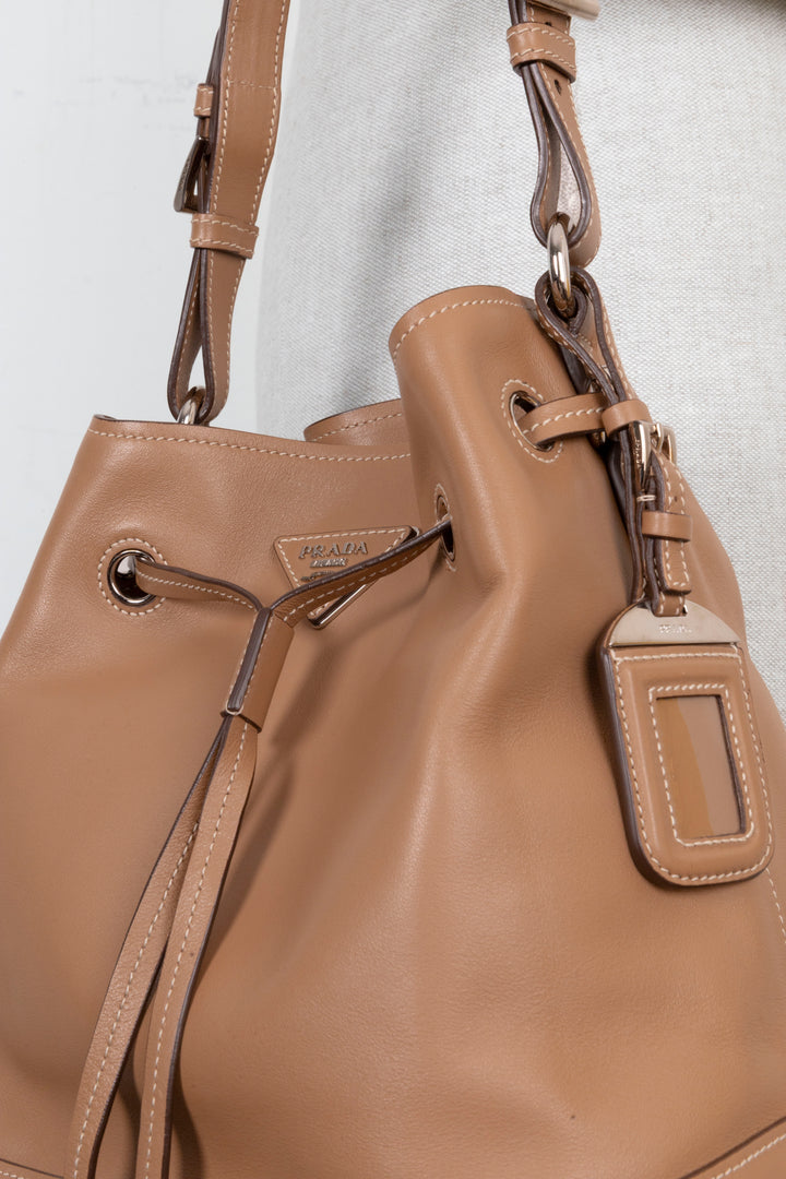 PRADA Bucket Bag Leather Caramel