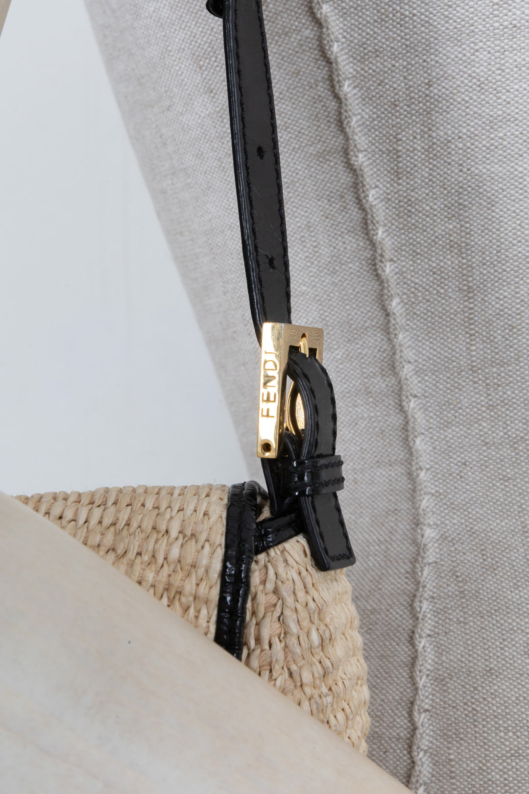 FENDI Mamma Baguette Bag Raffia Beige
