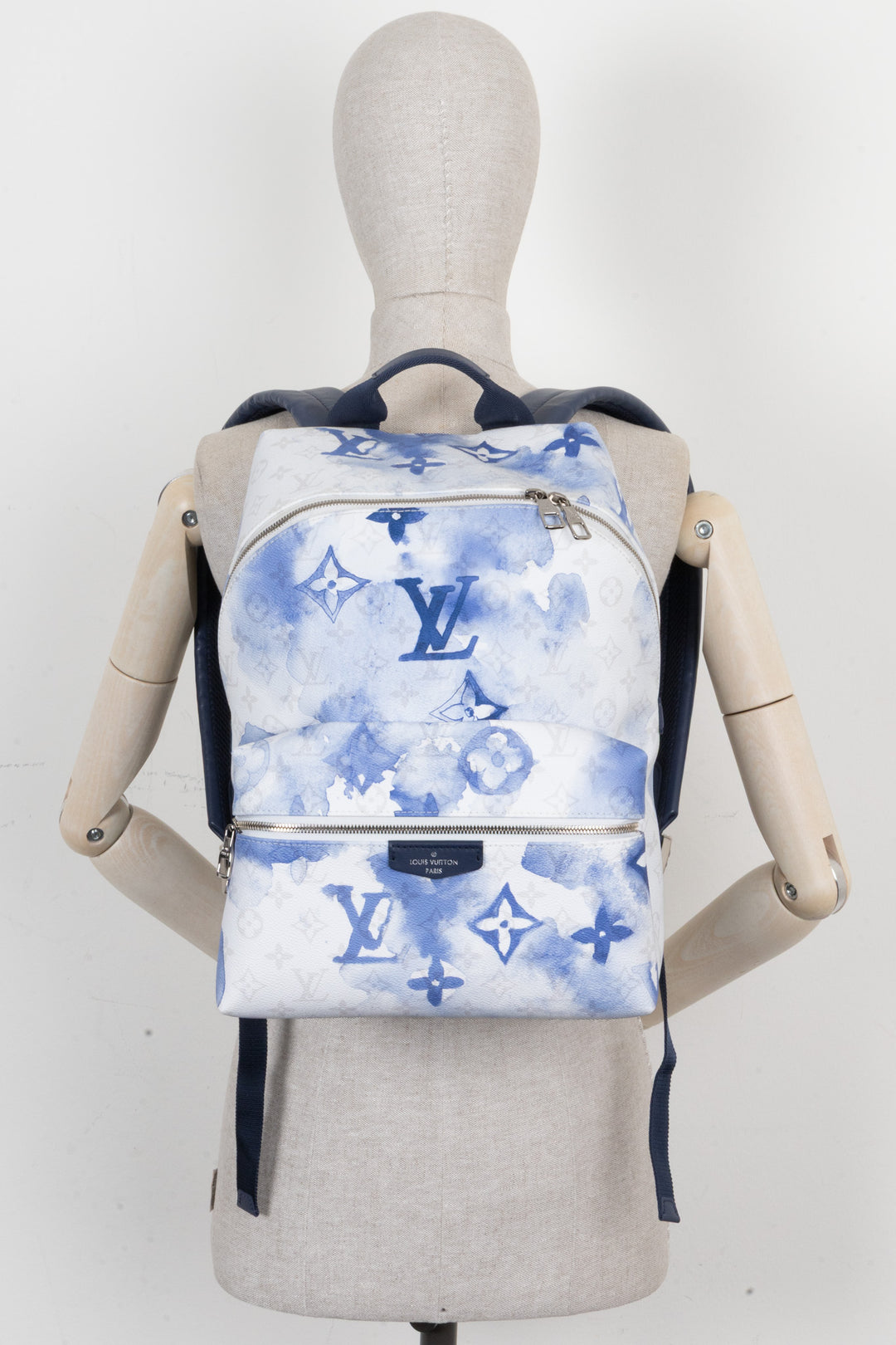 LOUIS VUITTON Sac à dos Discovery PM toile Monogram aquarelle bleue