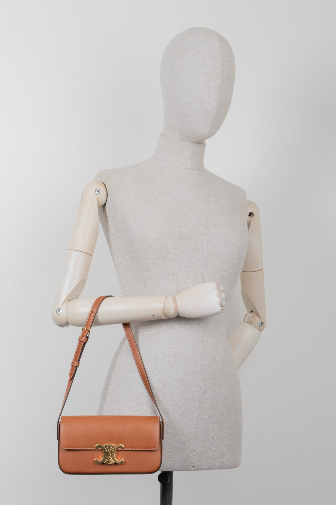 CELINE Claude Shoulder Bag Natural Leather Tan