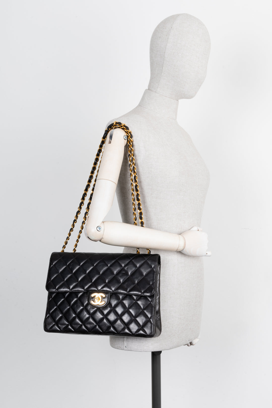 CHANEL Jumbo Single Flap Bag Black