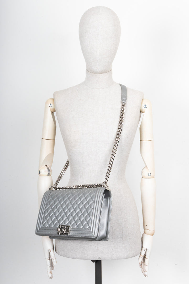 CHANEL New Medium Boy Bag Caviar Silver
