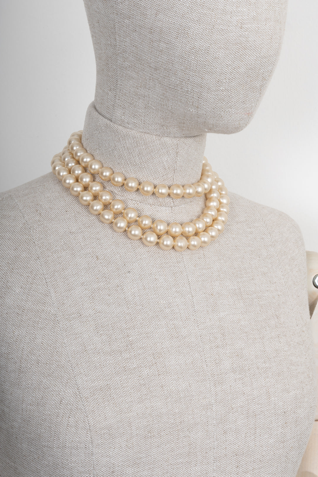 CHANEL Double Pearl Necklace