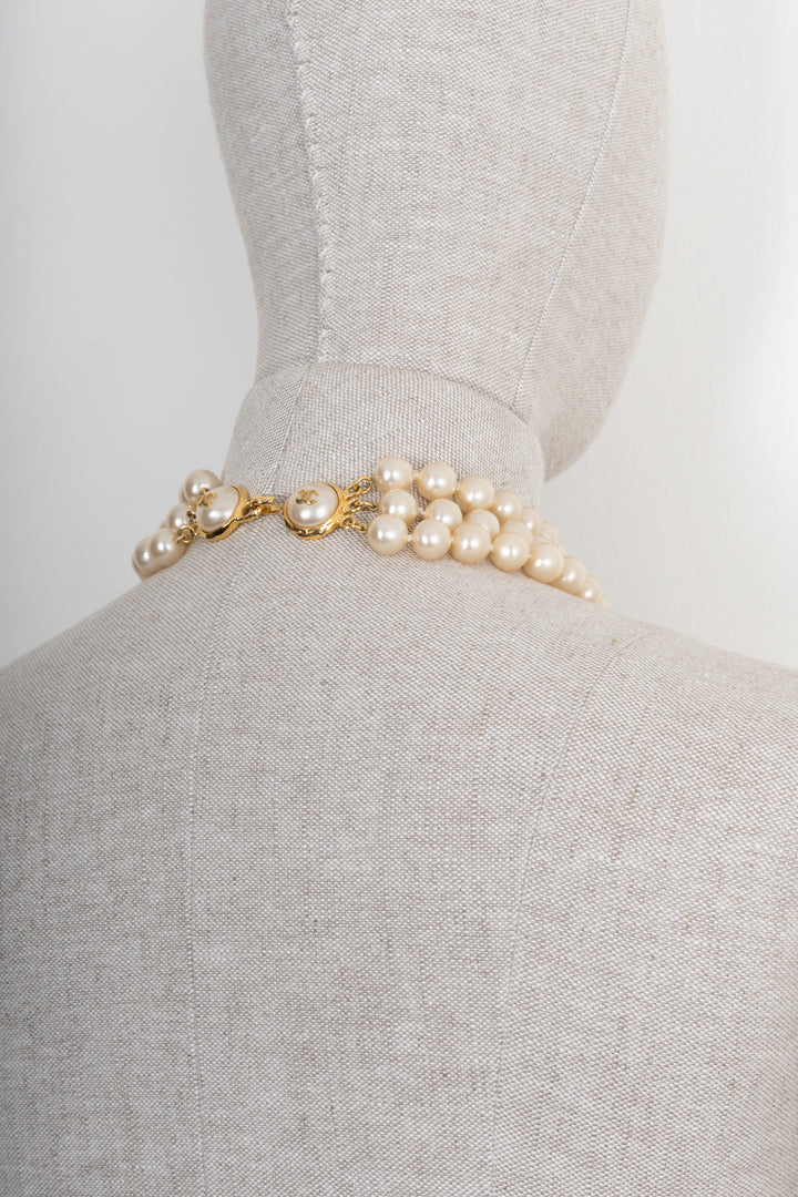 CHANEL Double Pearl Necklace