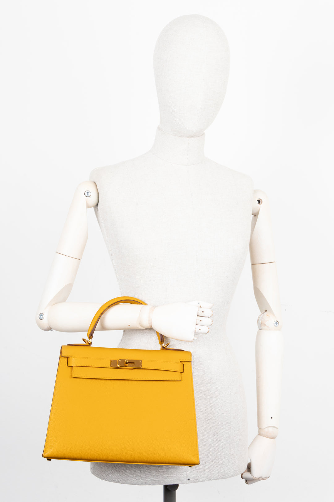 HERMÈS Kelly 28 Sellier Epsom Jaune Ambre