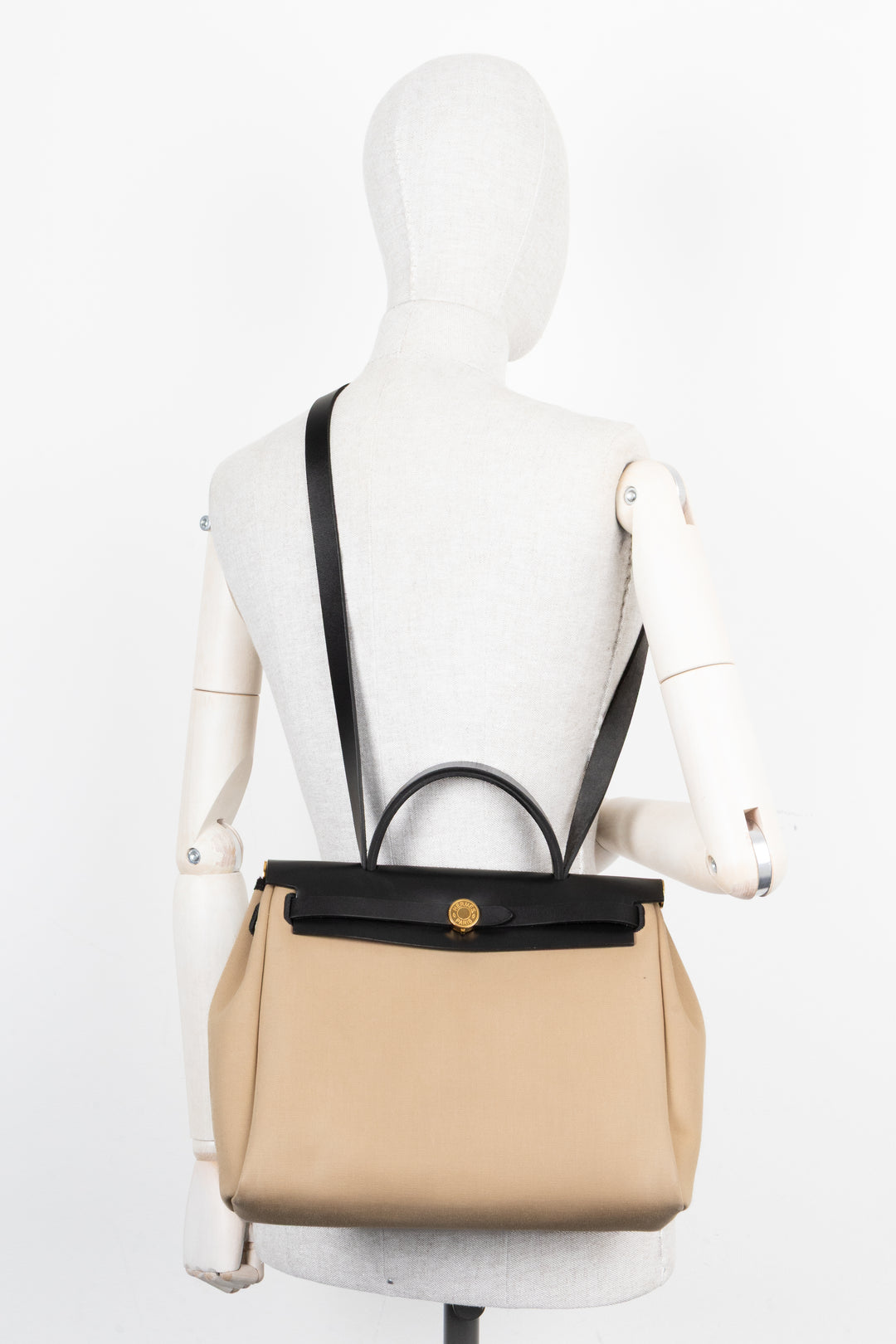 HERMÈS Herbag 31 Zip Toile Vache Hunter Ébène Paille