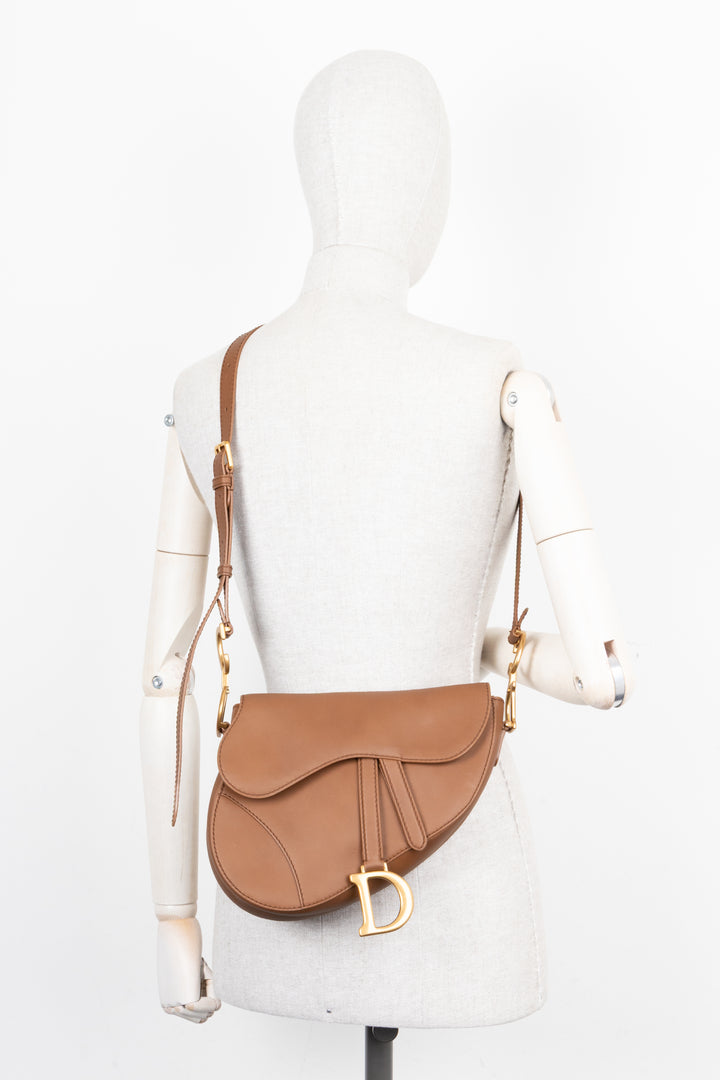 CHRISTIAN DIOR Medium Soft Saddle Bag Camel