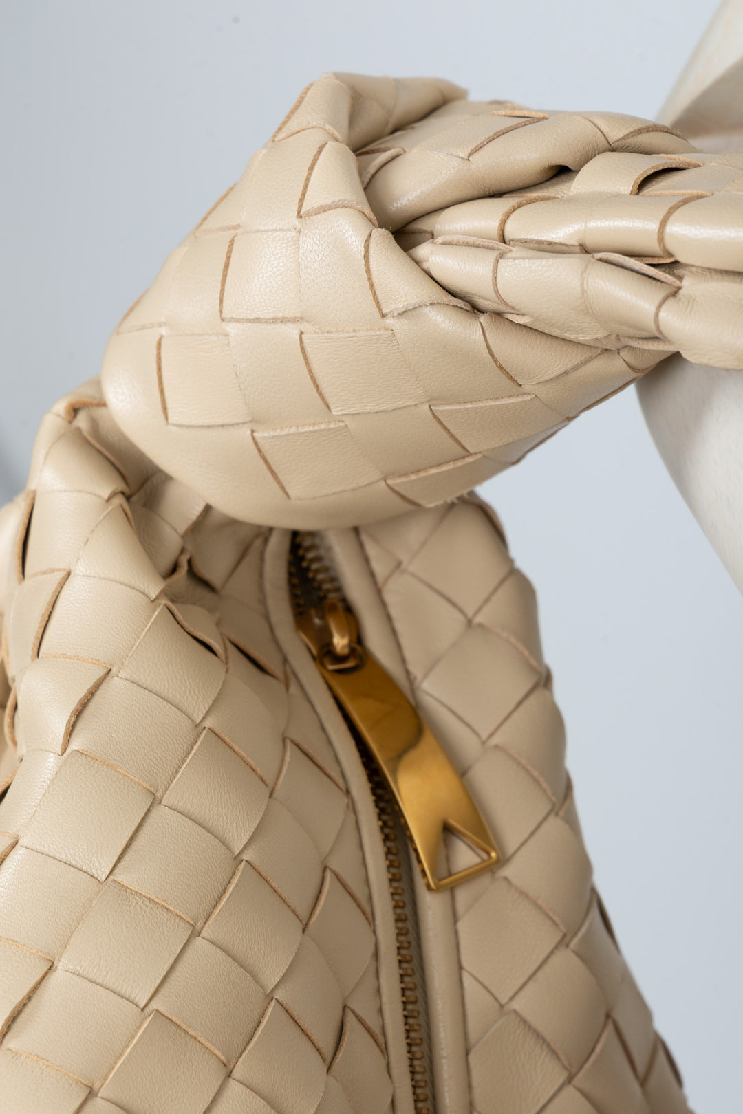 BOTTEGA VENETA Petit beurre Jodie Intrecciato