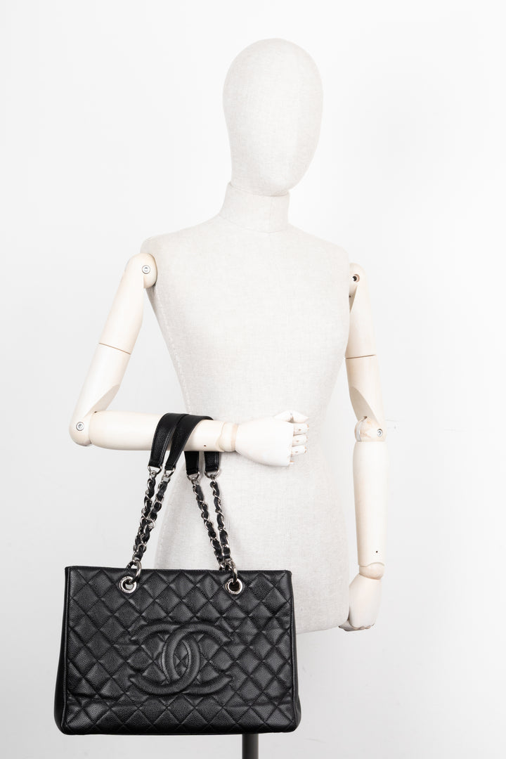 CHANEL GST Bag Caviar Black