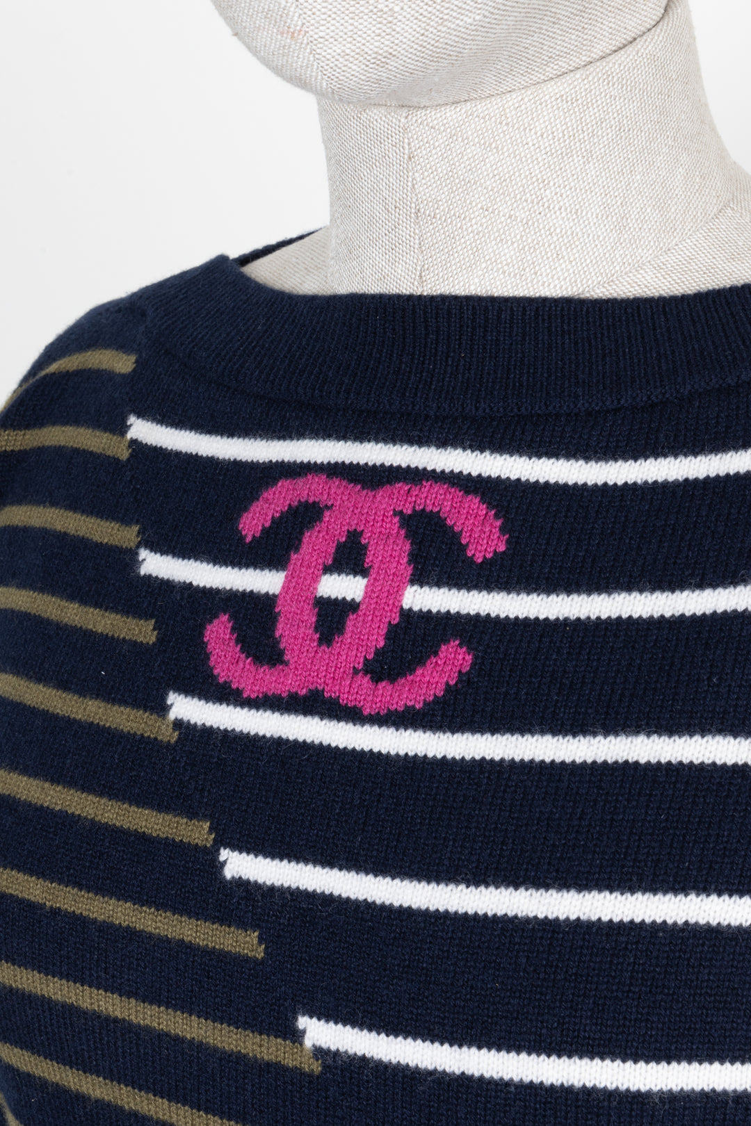 CHANEL Knit CC Cashmere Striped Navy