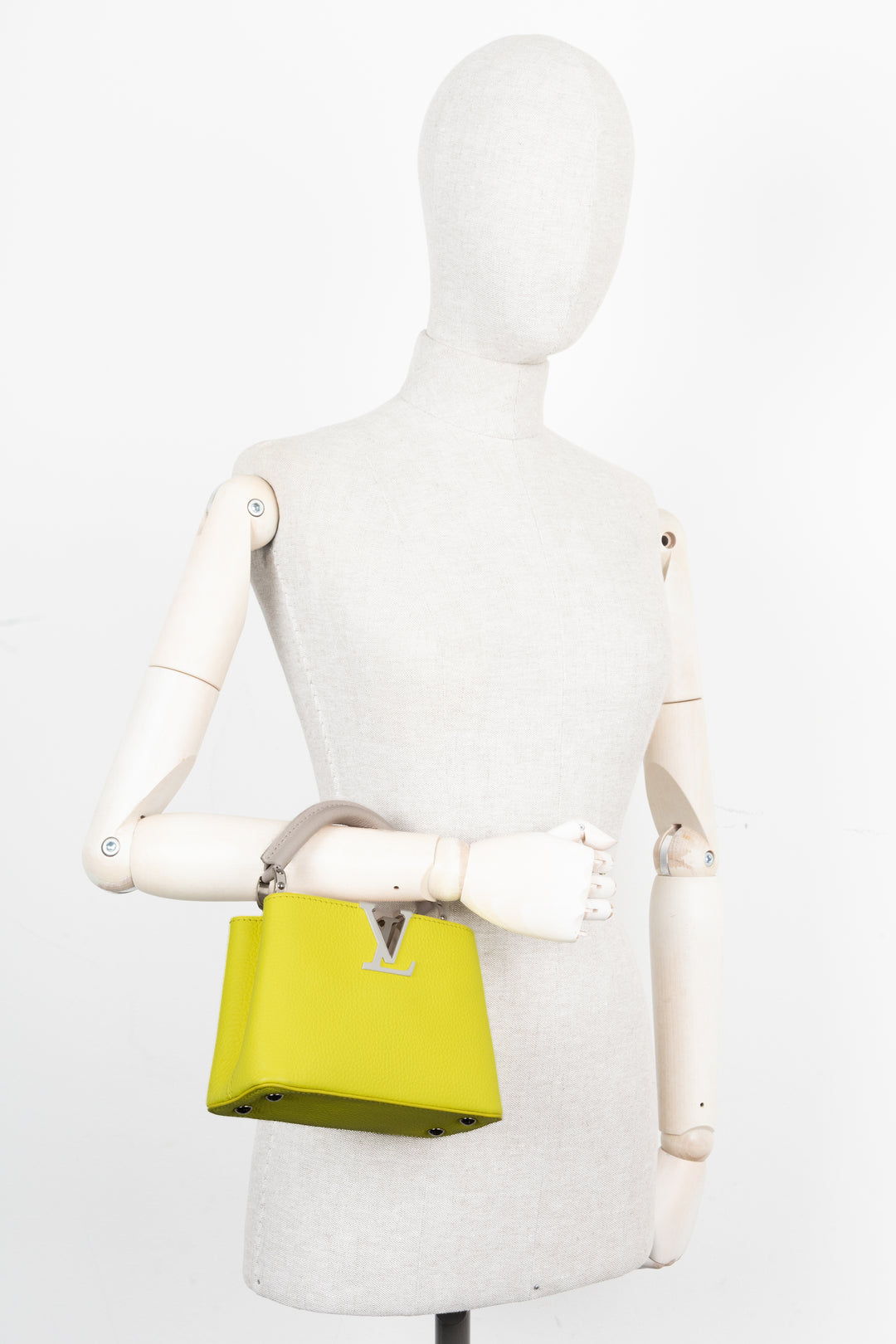 LOUIS VUITTON Mini Capucines Jaune Blush