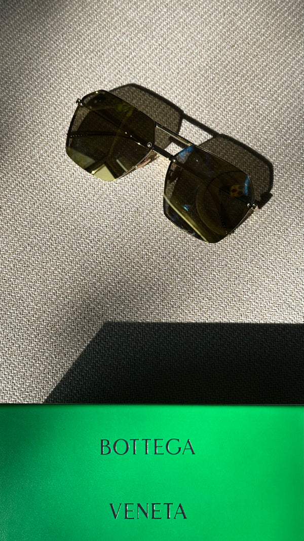 BOTTEGA VENETA BV1045S Sunglasses