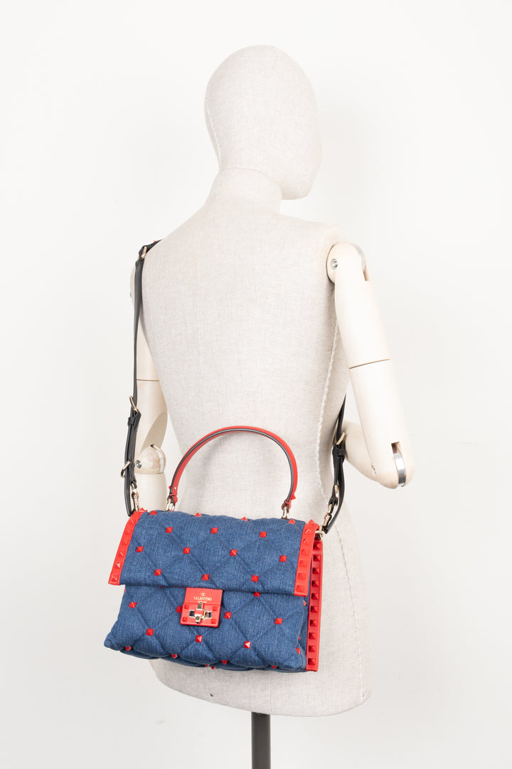 Sac à main Candystud VALENTINO en denim rouge