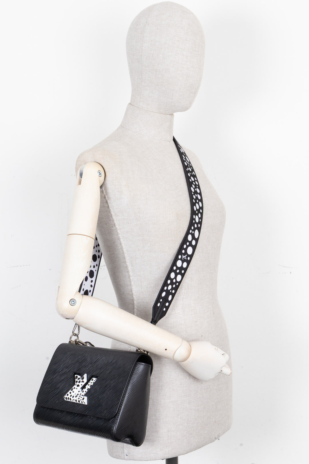 LOUIS VUITTON X Yayoi Kusama Twist MM Epi Black