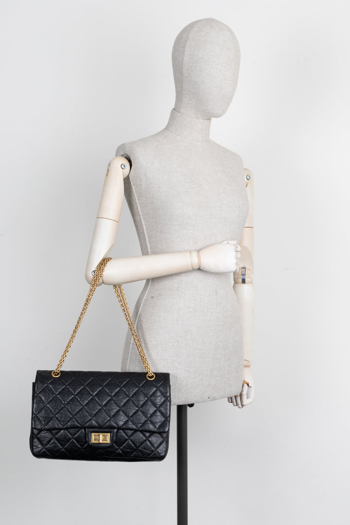 CHANEL Maxi 2.55 Sac Noir