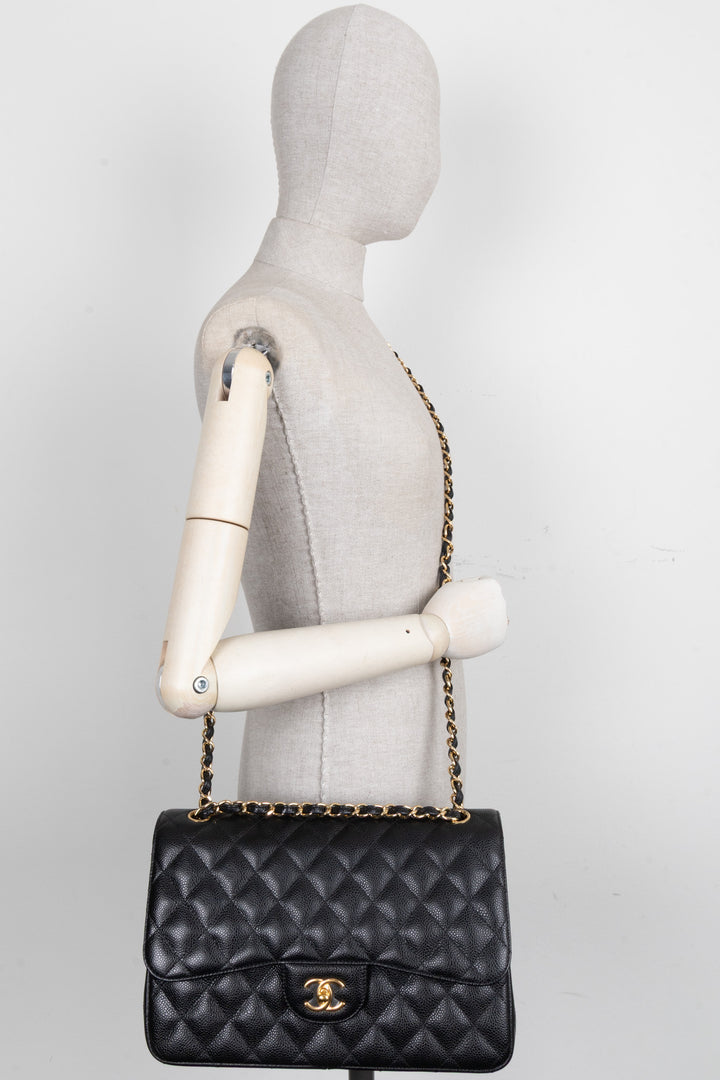 CHANEL Double Rabat Grand Caviar Noir