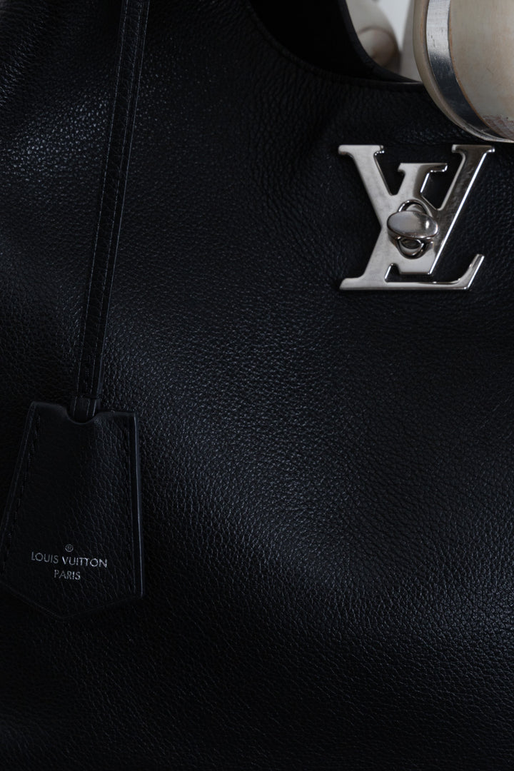 LOUIS VUITTON Lockme Hobo Bag Leather Black