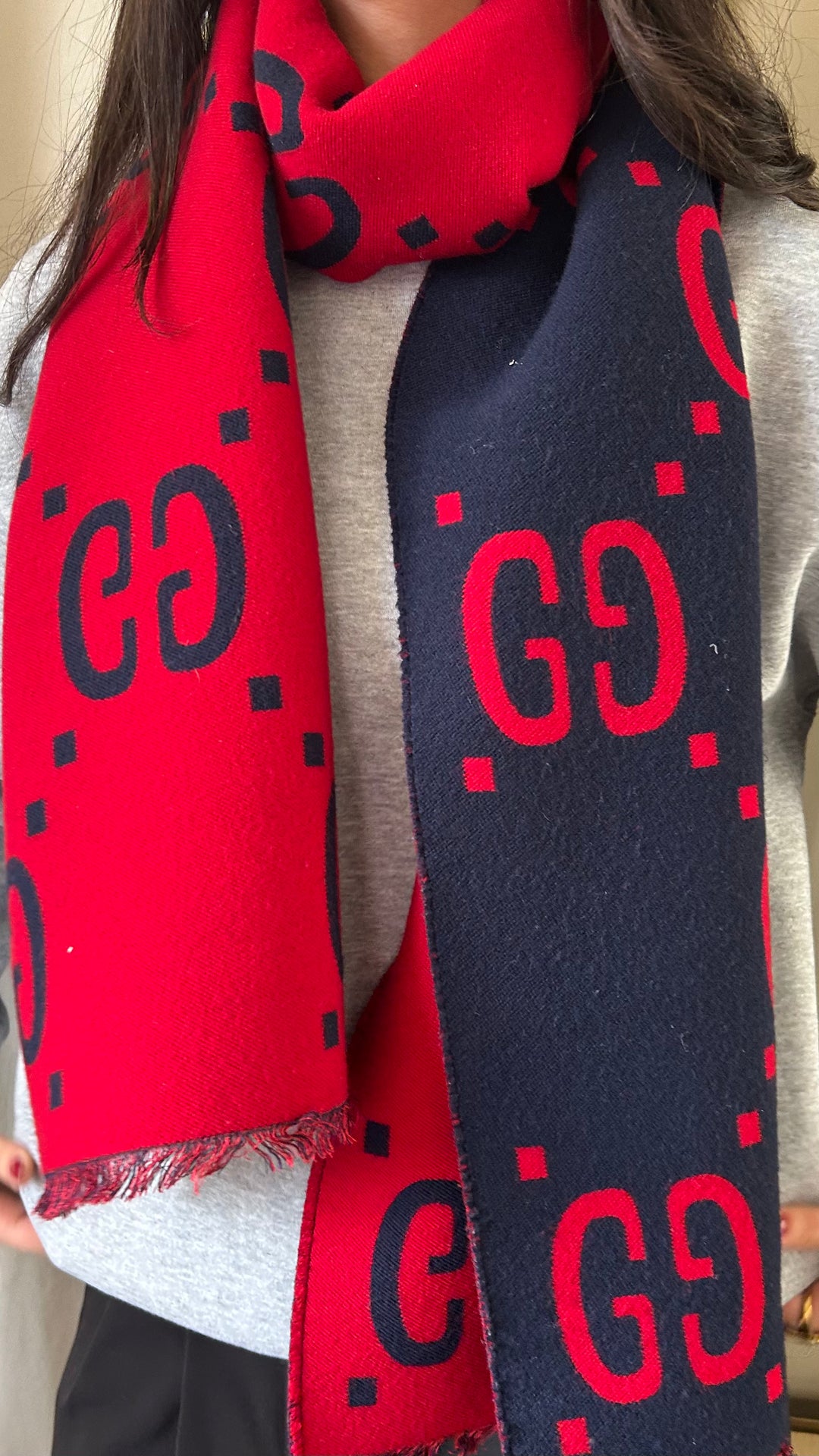 GUCCI Reversible Logo Scarf Blue Red