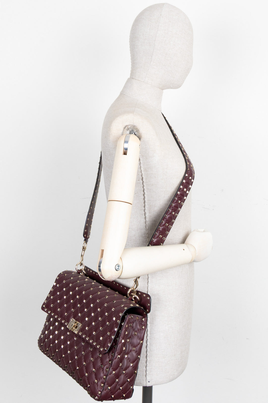 Sac VALENTINO Rockstud grand format en cuir bordeaux