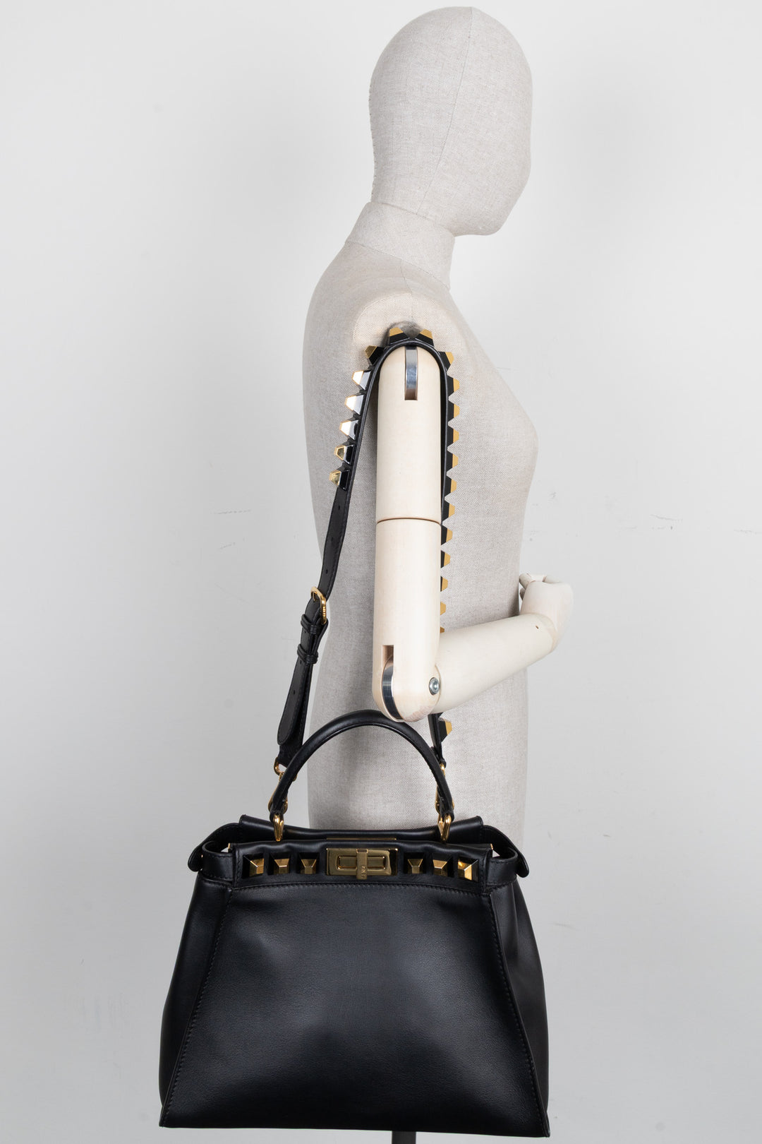 FENDI Peekaboo Medium Gold Edition Black