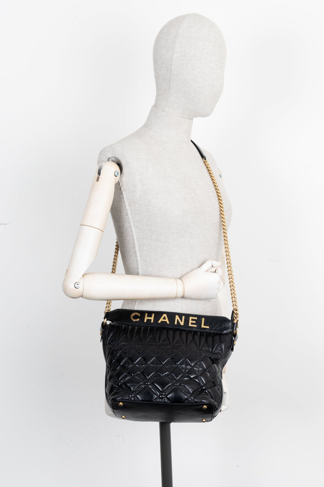 CHANEL 2019 Logo Hobo Crossbody Bag Black