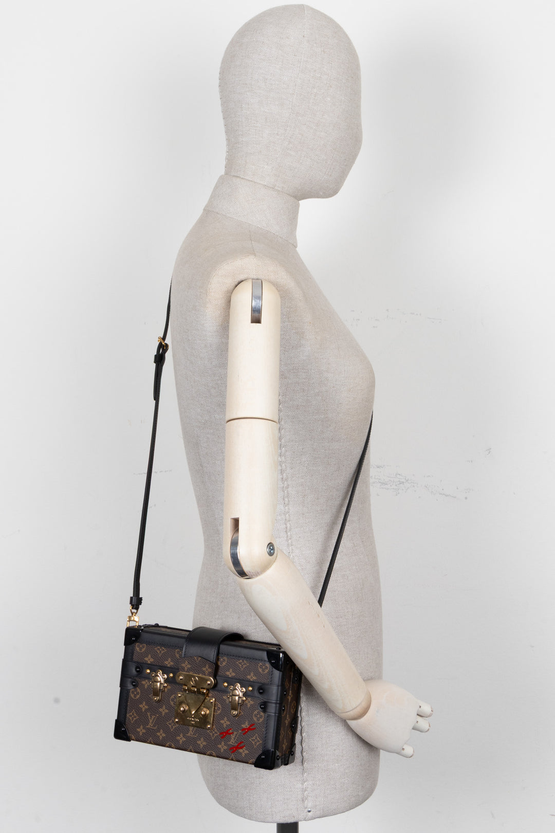 LOUIS VUITTON Petite Malle Malle en toile MNG